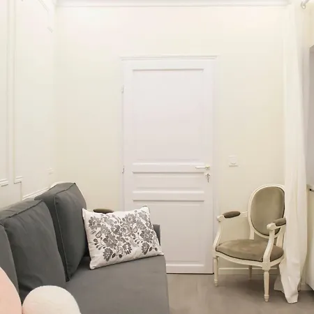 Appartement Atypical T3 In The Heart Of *